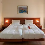 Hotel Corinthian Village