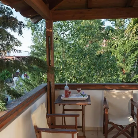 Corinthian Village 3*