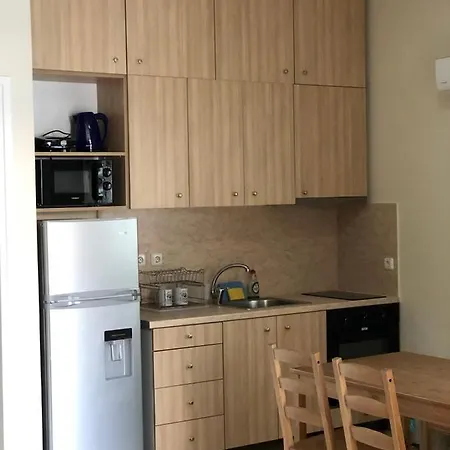 Corinthian Village 3*