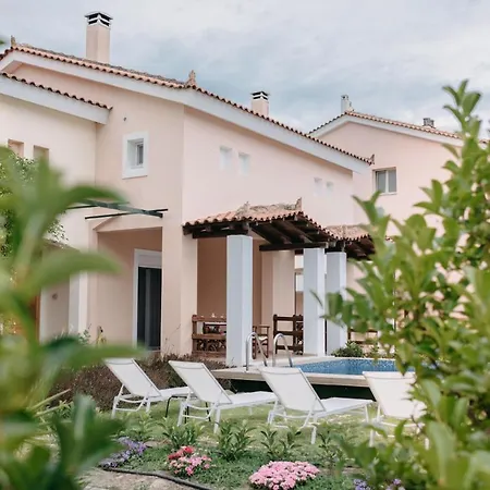 Corinthian Village Szálloda 3*