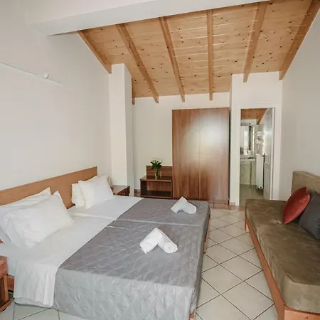 Corinthian Village Hotel Vrahati