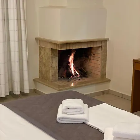 Ξενοδοχείο Corinthian Village 3*