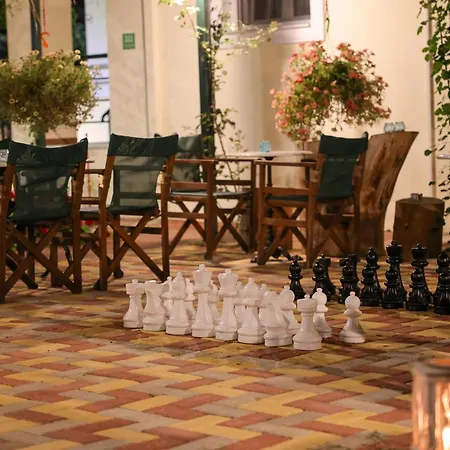 Szálloda Corinthian Village 3*