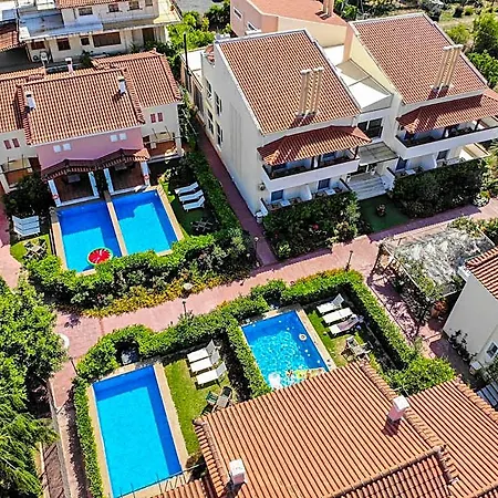 Corinthian Village فندق