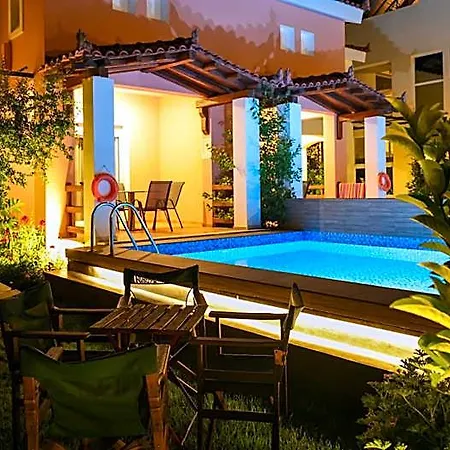 Corinthian Village Hotel 3*