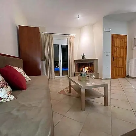 Corinthian Village 3*