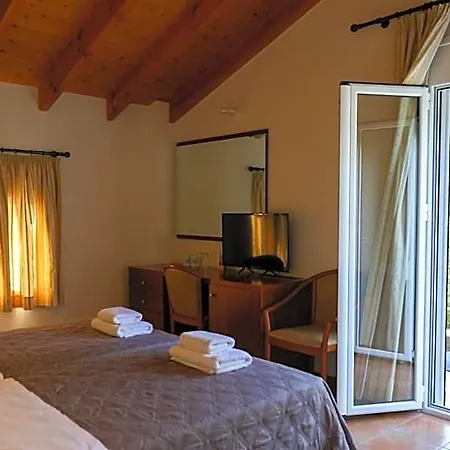 Hotel Corinthian Village Vrahati