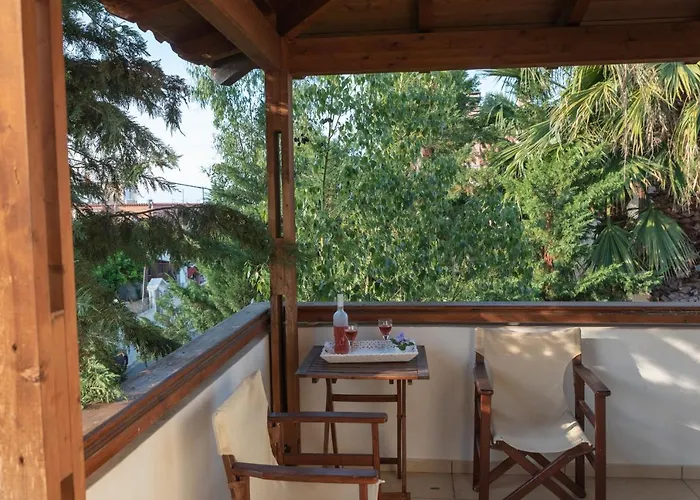 Corinthian Village 3*