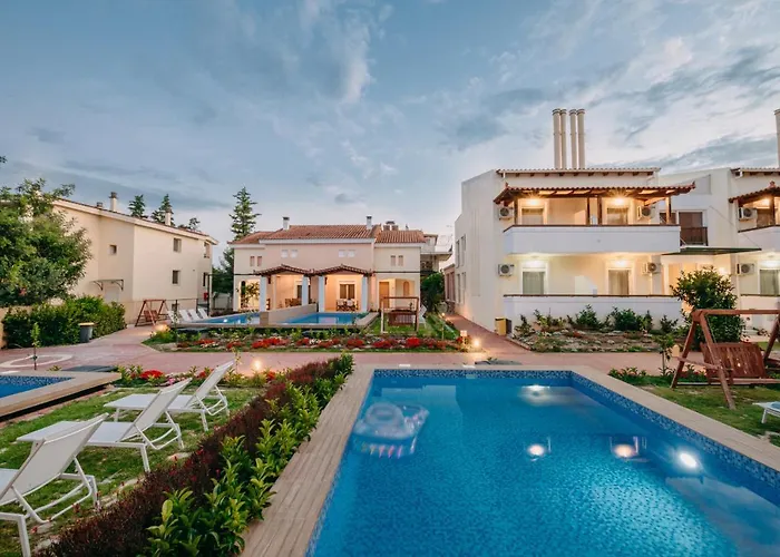 Corinthian Village 호텔 벌하티