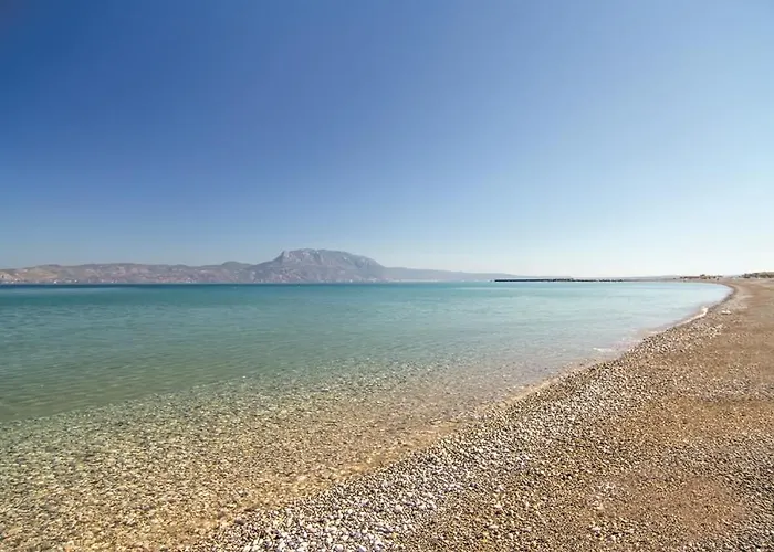 Corinthian Village 3*