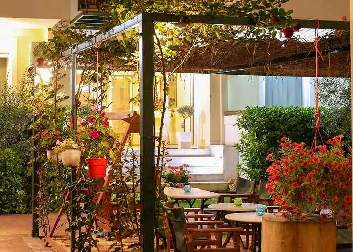 Corinthian Village 3* 벌하티