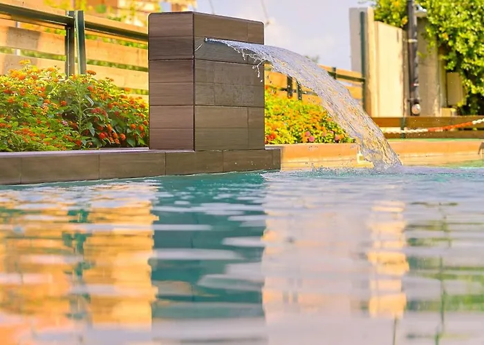 호텔 Corinthian Village 벌하티